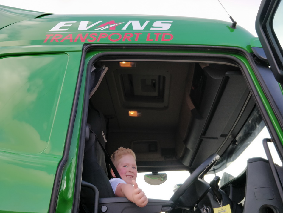 Evans Transport Noah Wall 4