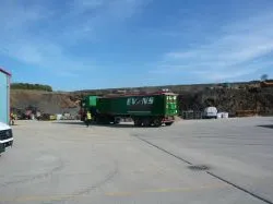 Fruehauf-tipper-evans-transport-03