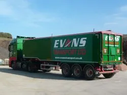Fruehauf-tipper-evans-transport-04