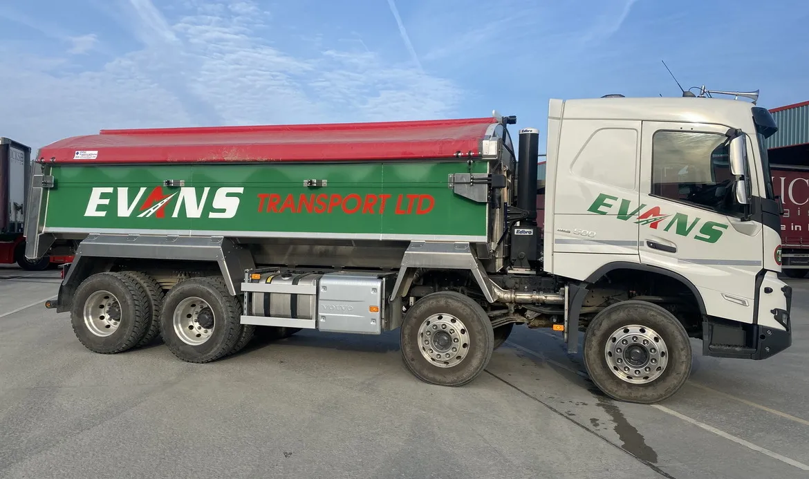 8 wheel tipper haulage evans transport