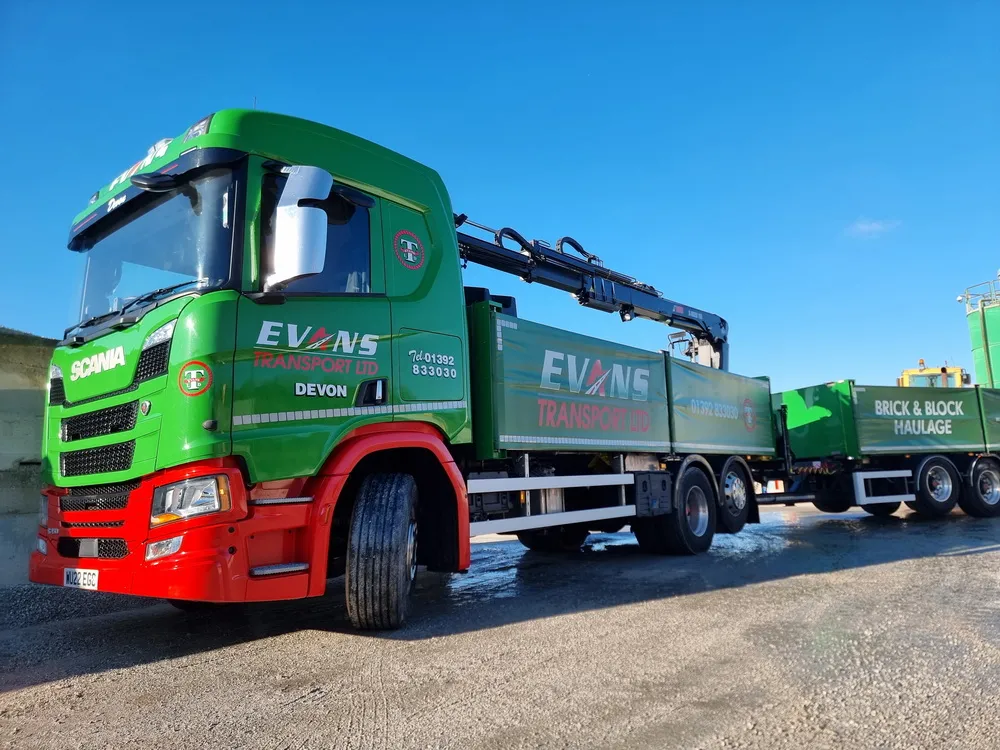 Evans transport brick and block delivery north devon 01