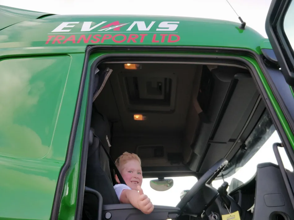 Evans Transport Noah Wall 4