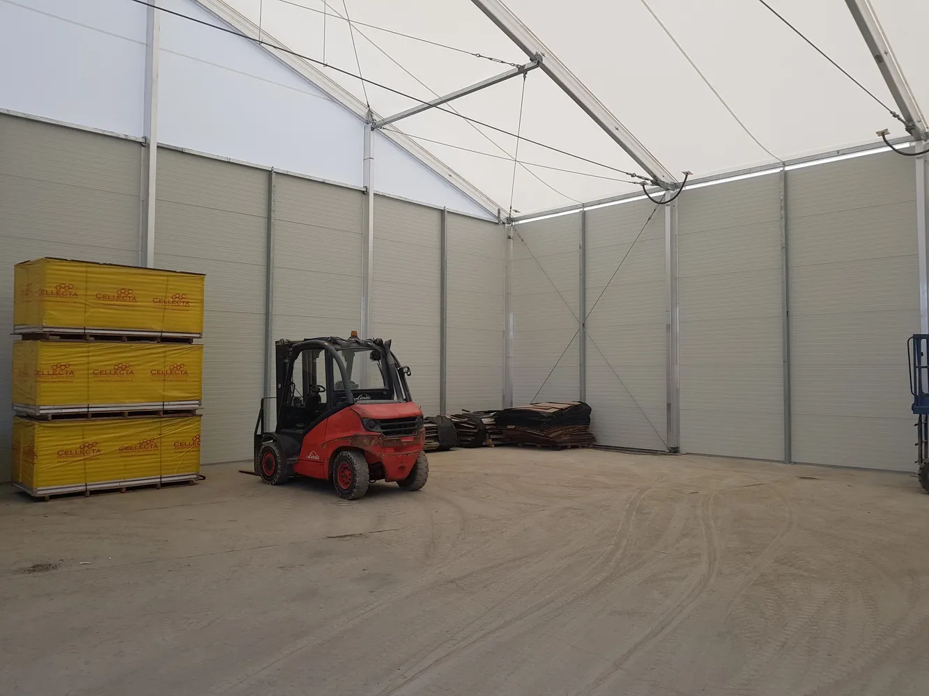 evans transport warehousing storage bideford north devon
