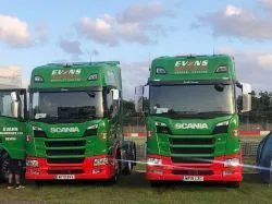 Evans-Transport-Convoy-Park-Donington-1