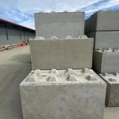 1600 Concrete Interlocking Blocks