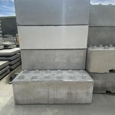 1800 Concrete Interlocking Blocks