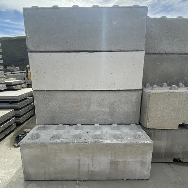 square - 1800 concrete interlocking blocks.jpeg_92